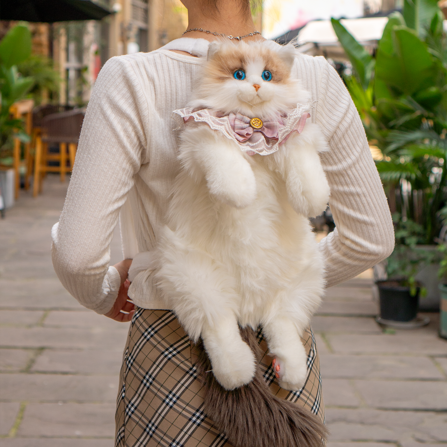 Velocitytoys™ - Ragdoll Cat Backpack – Cozy Companion for Travel & School